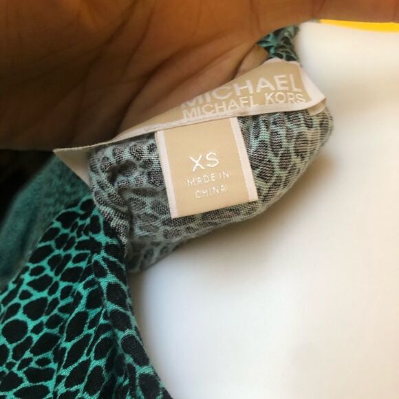 Michael Kors Blouse Size XS - Picture 2 of 4